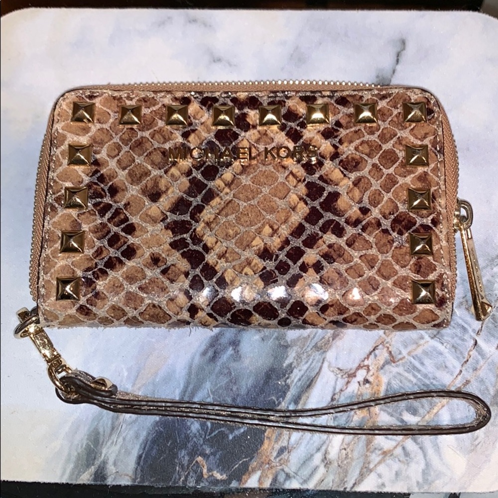 Michael Kors Wristlet
